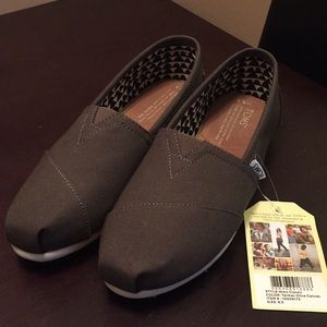 NWT Olive Green Toms
